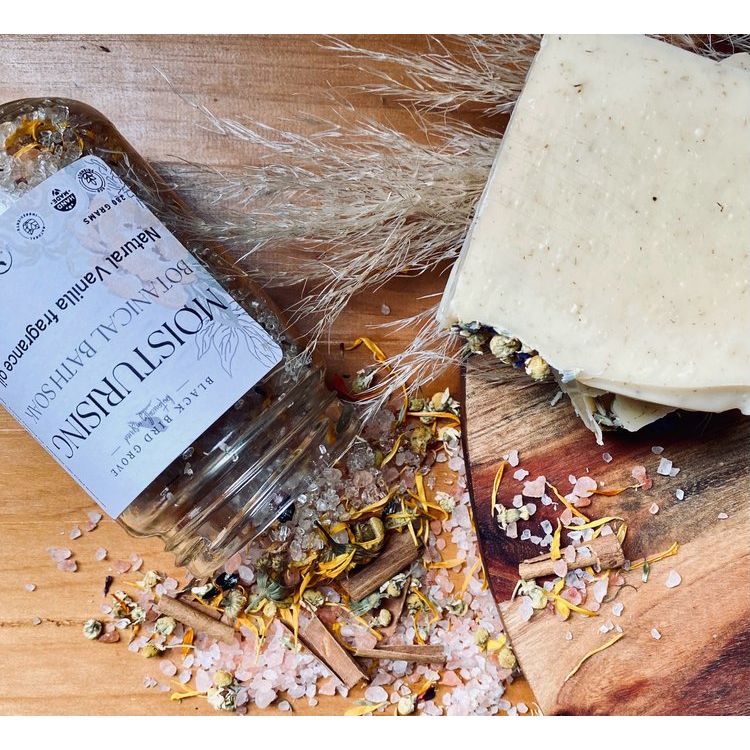 Black Bird Grove Vanilla & Cocoa Butter Moisturising Bath Soak